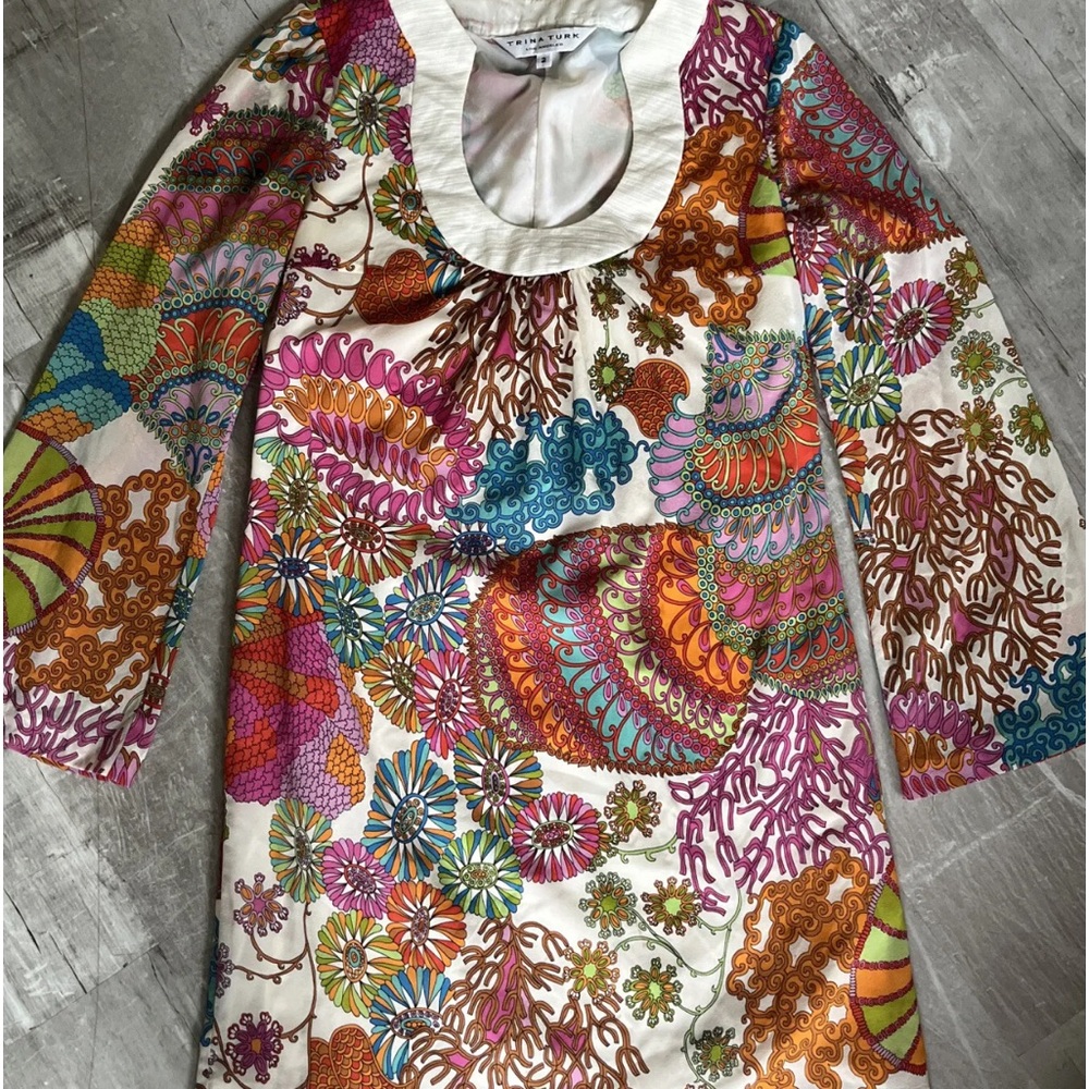 Trina Turk Sz 2 silk (93%) blend fully lined colorful dress